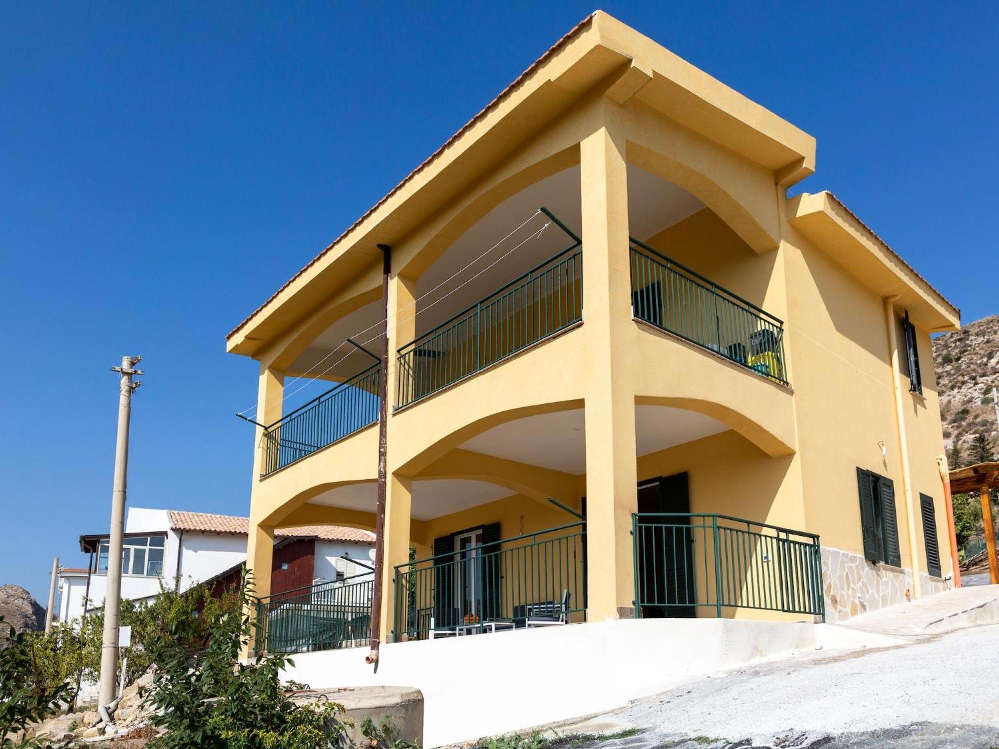 Ravishing Villa In Realmonte With Private Swimming Pool Экстерьер фото